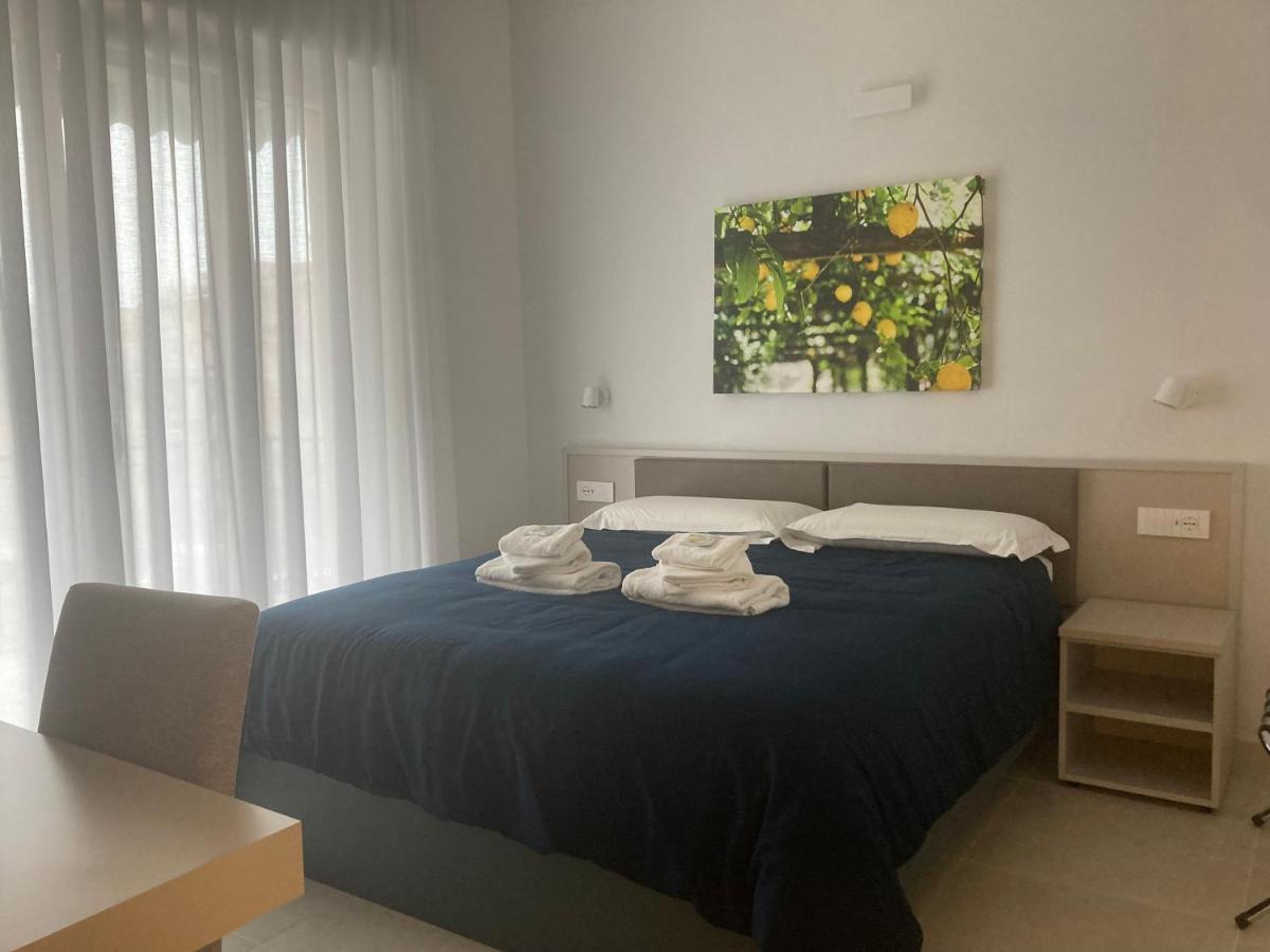 Divina Holiday - Rooms Maiori Ngoại thất bức ảnh